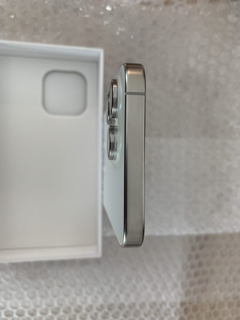 iPhone上側側面