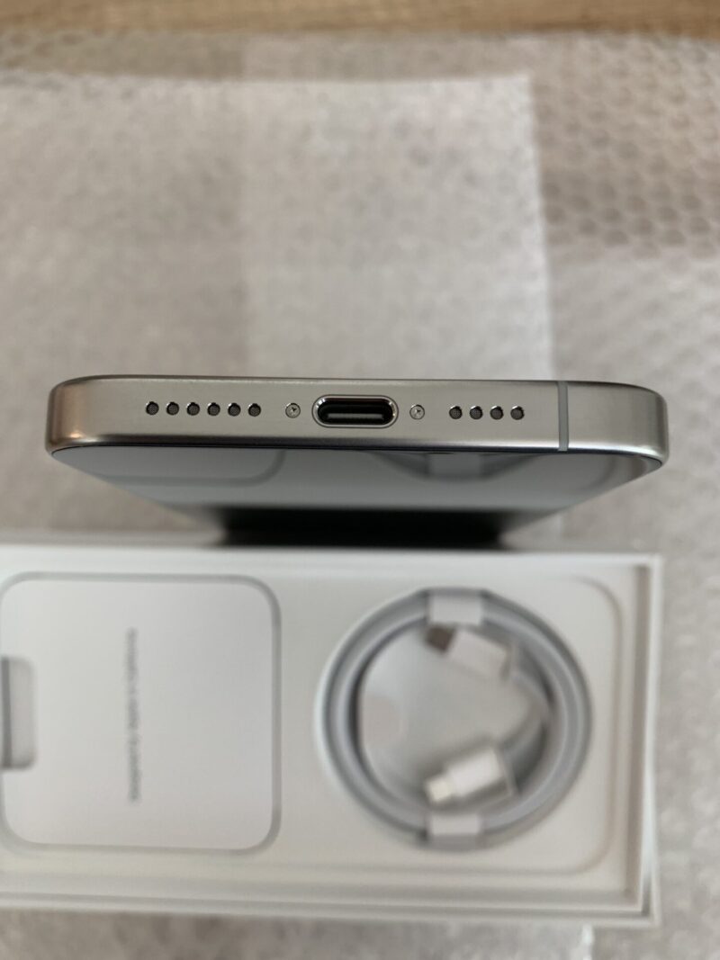 iPhoneコネクタ