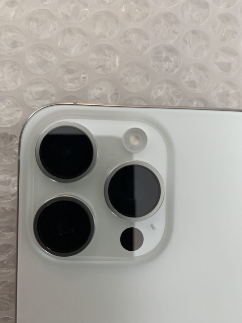 iPhoneカメラレンズ